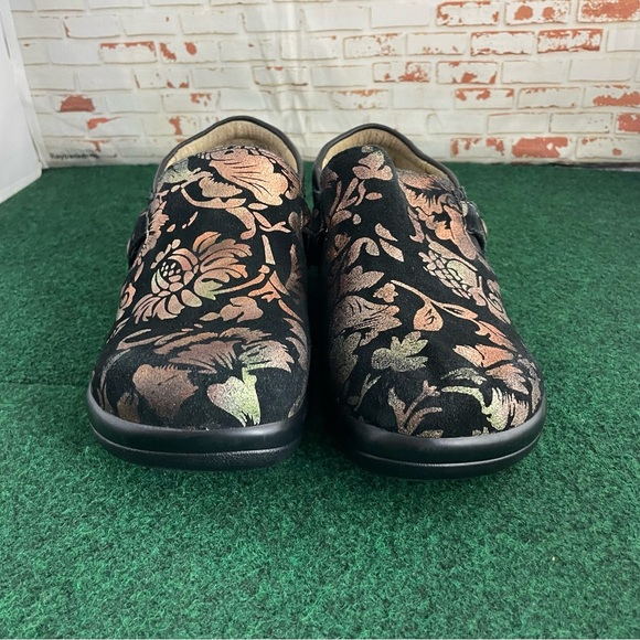 Alegria Kara Floral Slip On Clogs - Picture 4 of 11